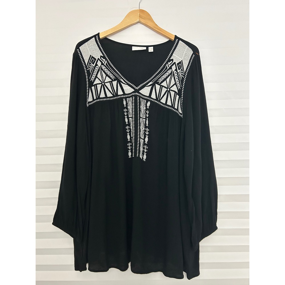 Susan Graver Black Embroidered V-Neck Rayon Crinkle Tunic Top Plus Size 3X Boho
